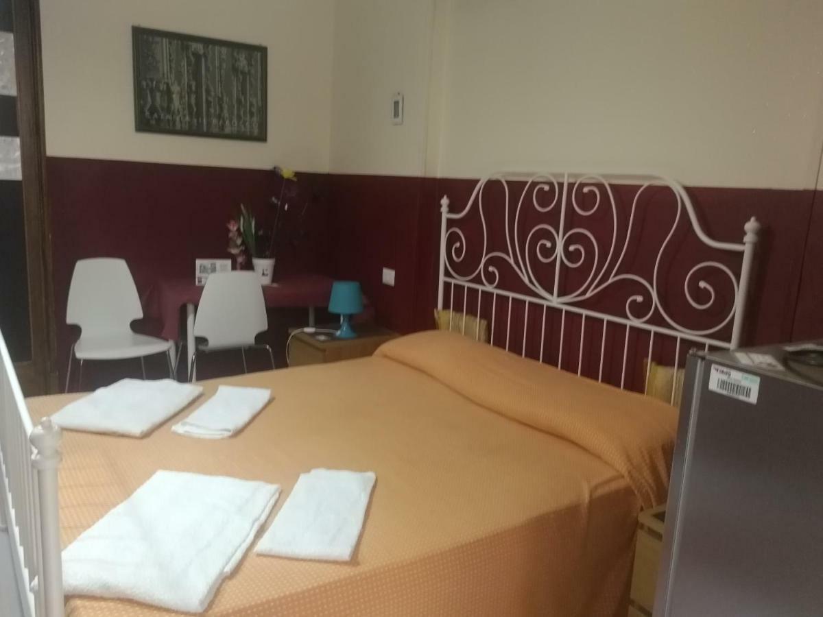 Atrium Rooms Catánia Buitenkant foto